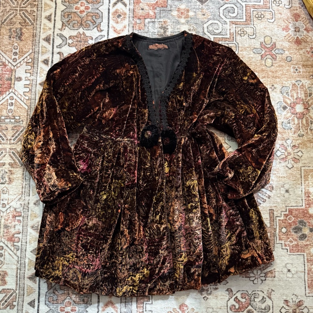 Monika Turtle Velvet Women's Top in Rich Brown